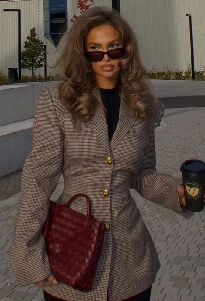 Solveira | Fitted Checked Blazer